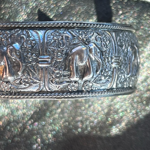 VINTAGE ELEPHANT BRACELET 925 sterling cuff bracelet - Picture 6 of 7